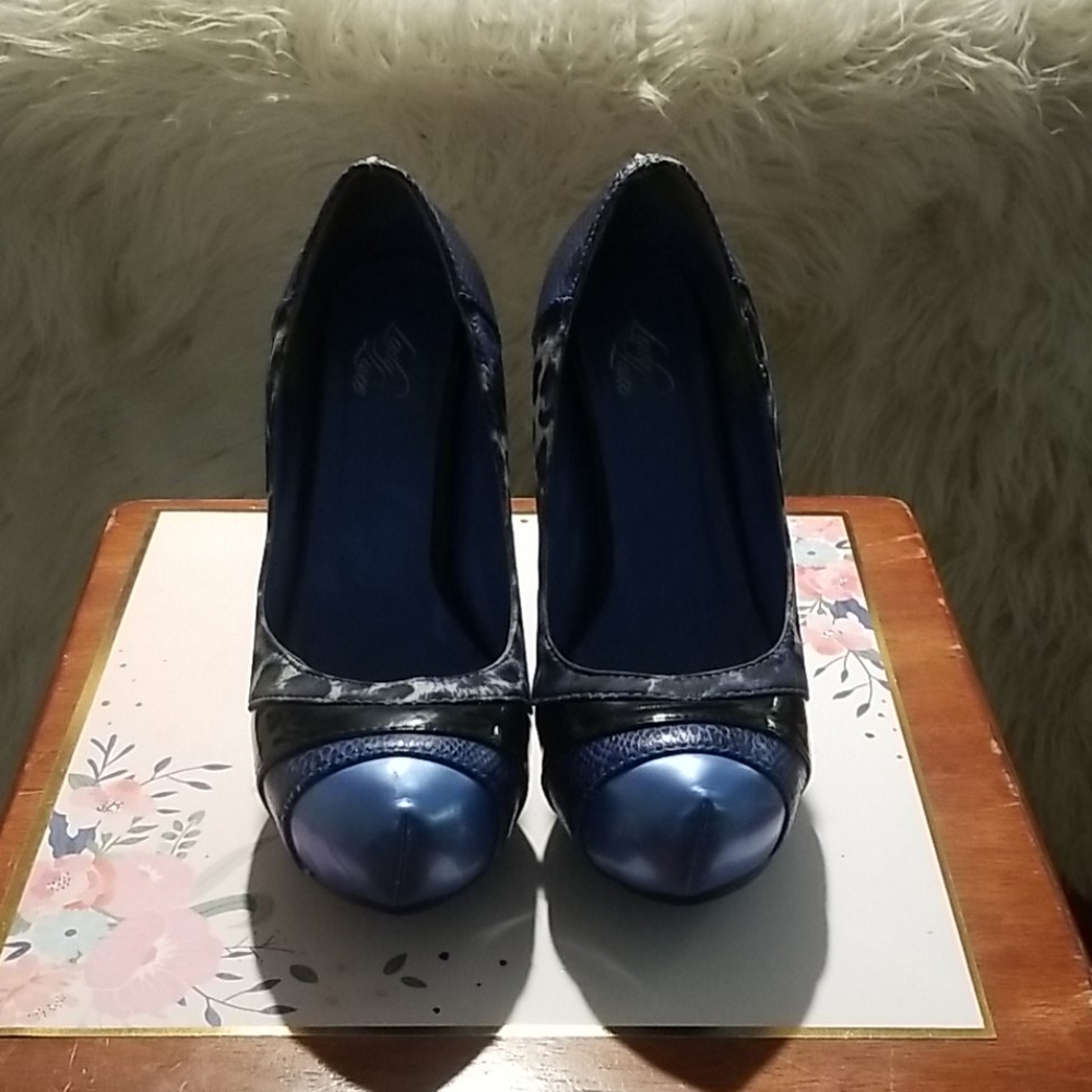 Blue Animal Print Platform Pumps